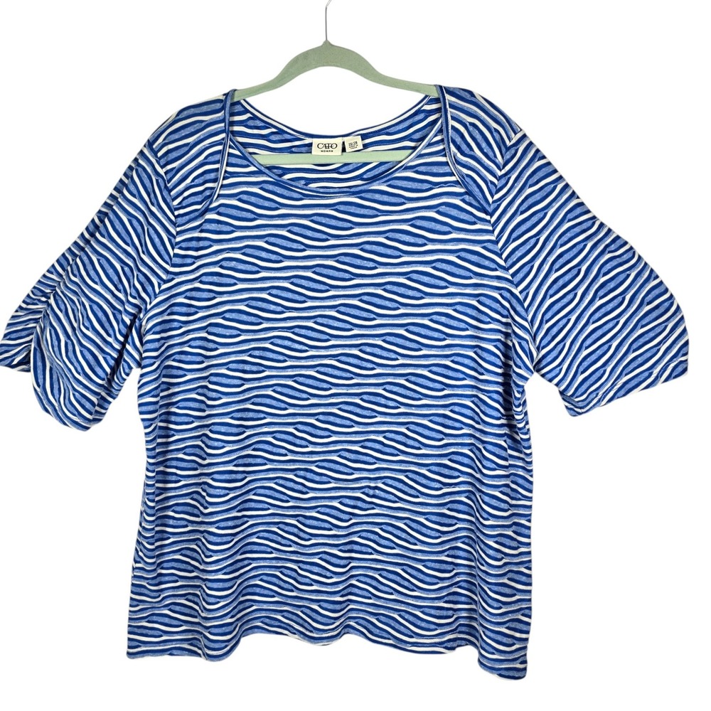 Cato Woman Blue White‎ Wavy Stripe Textured Knit Top Plus Size 26/28 Scoop Neck